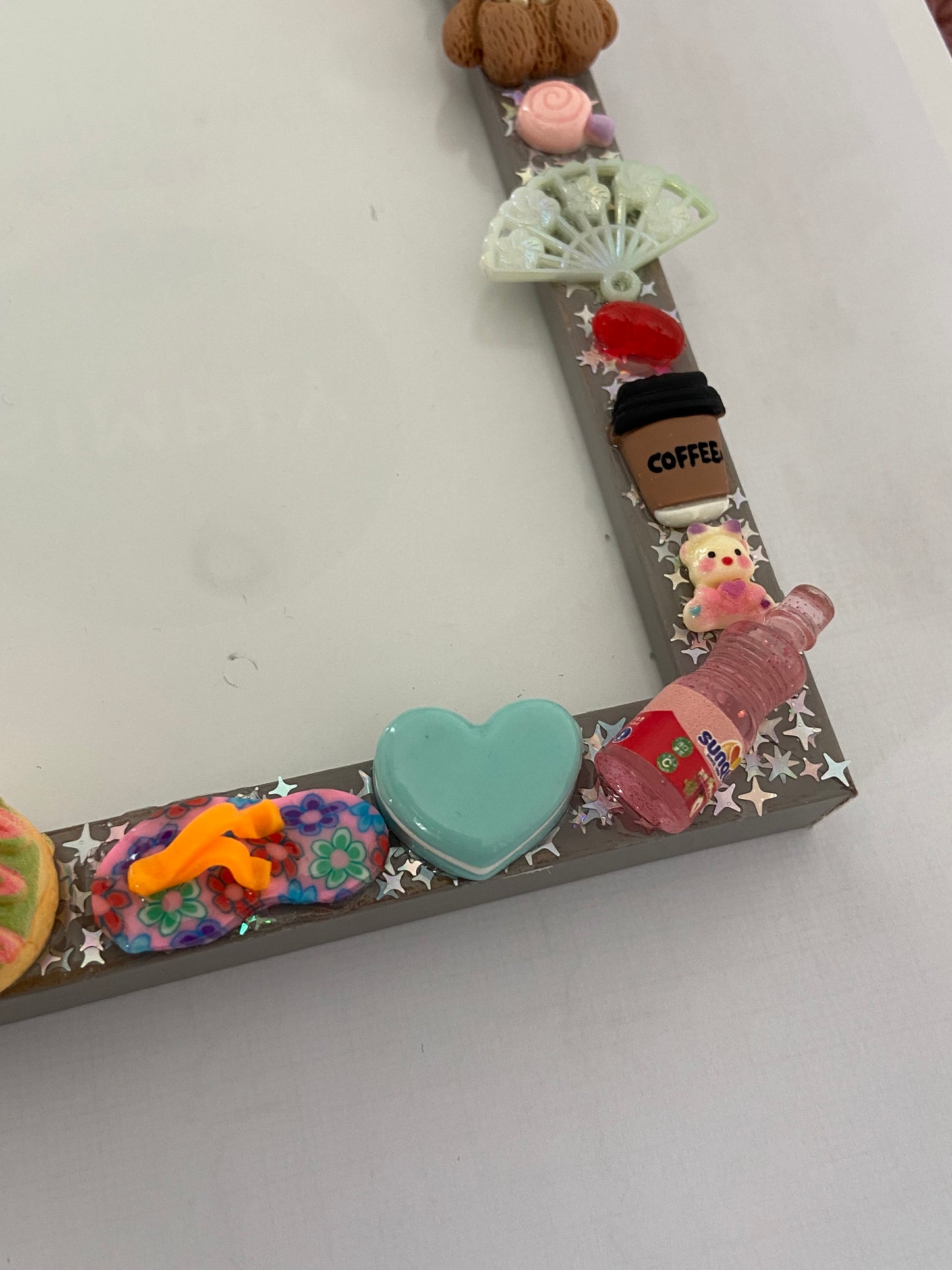 Handmade Resin Photo Frame – Candy Charm Decor