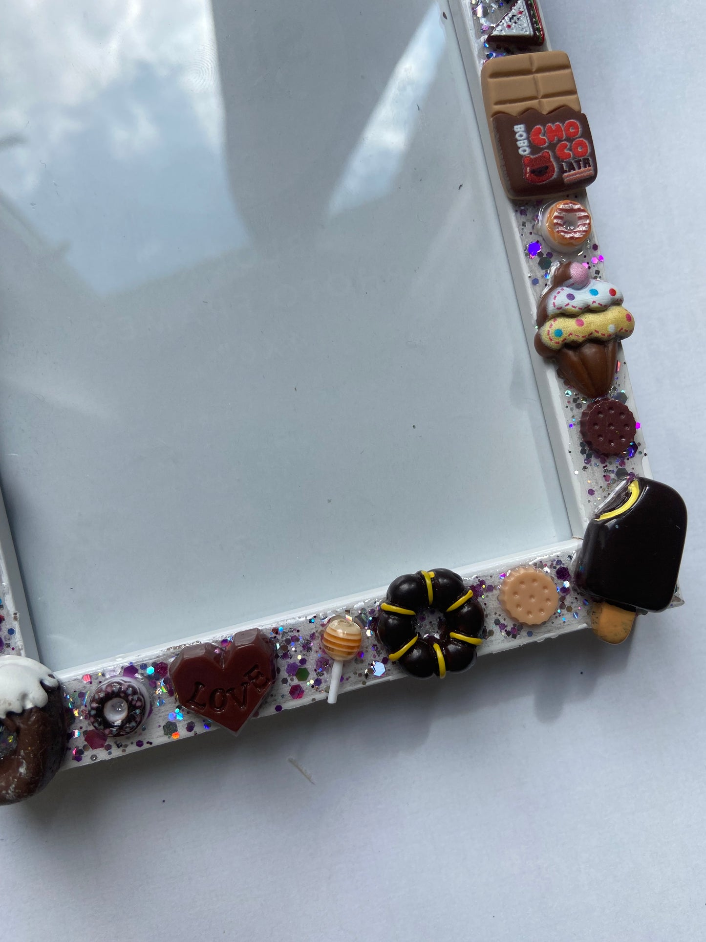 Handmade Resin Photo Frame – Candy Charm Decor