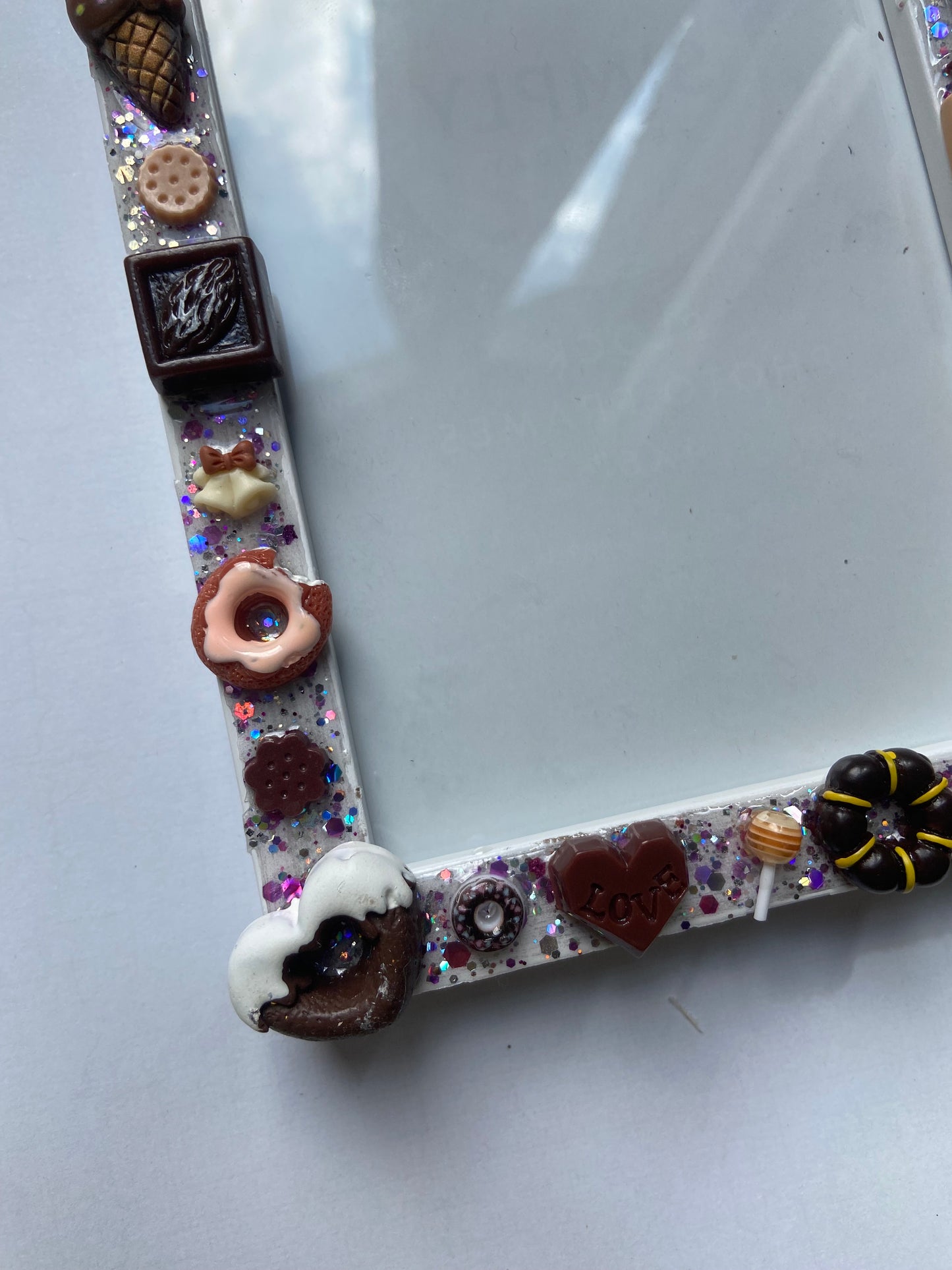 Handmade Resin Photo Frame – Candy Charm Decor