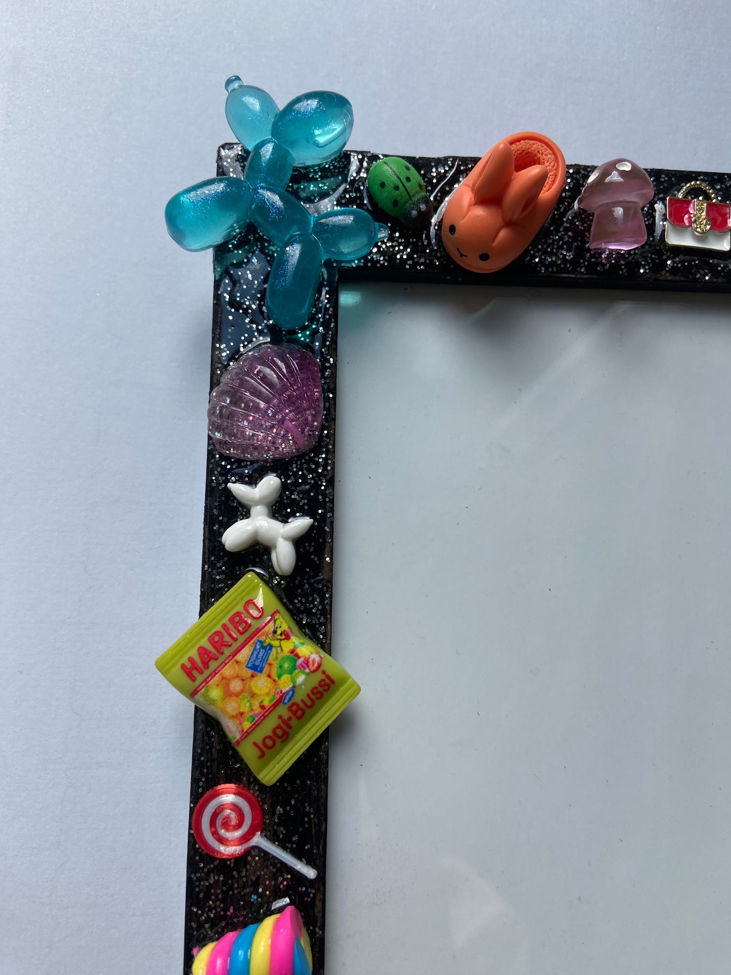 Handmade Resin Photo Frame – Candy Charm Decor