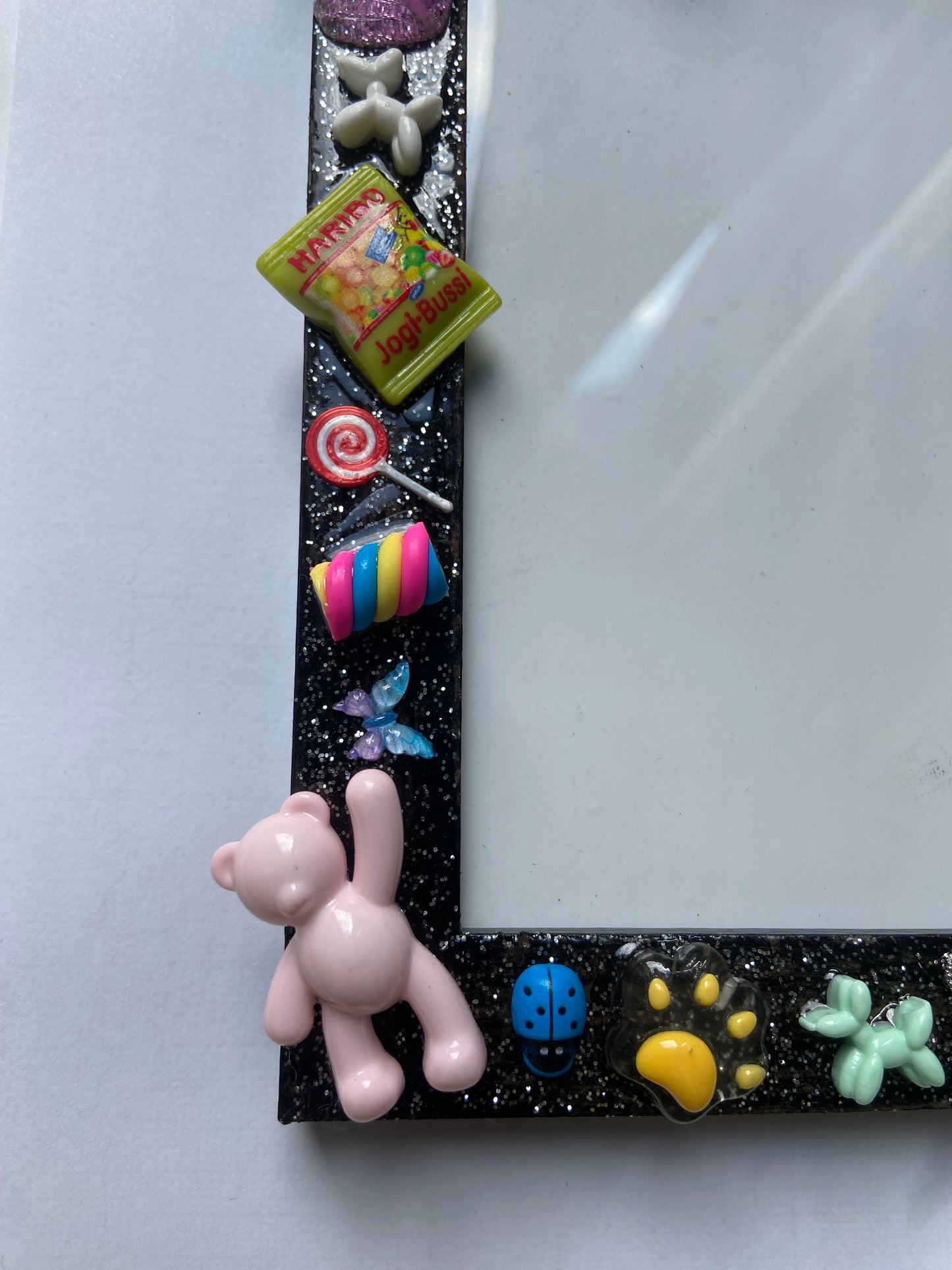Handmade Resin Photo Frame – Candy Charm Decor