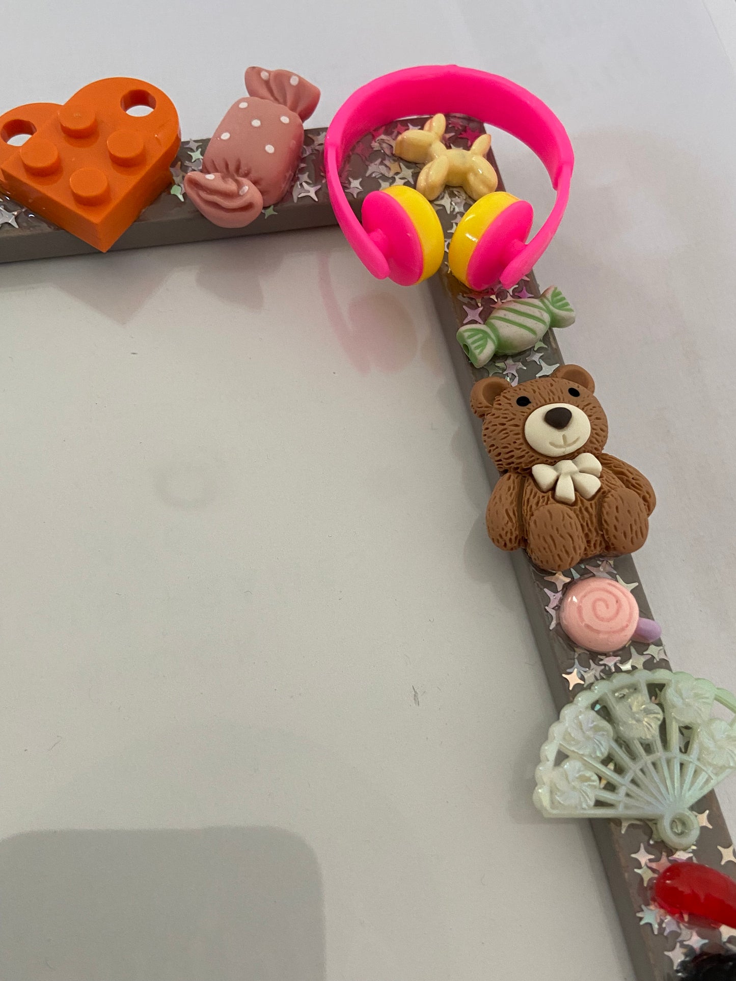 Handmade Resin Photo Frame – Candy Charm Decor