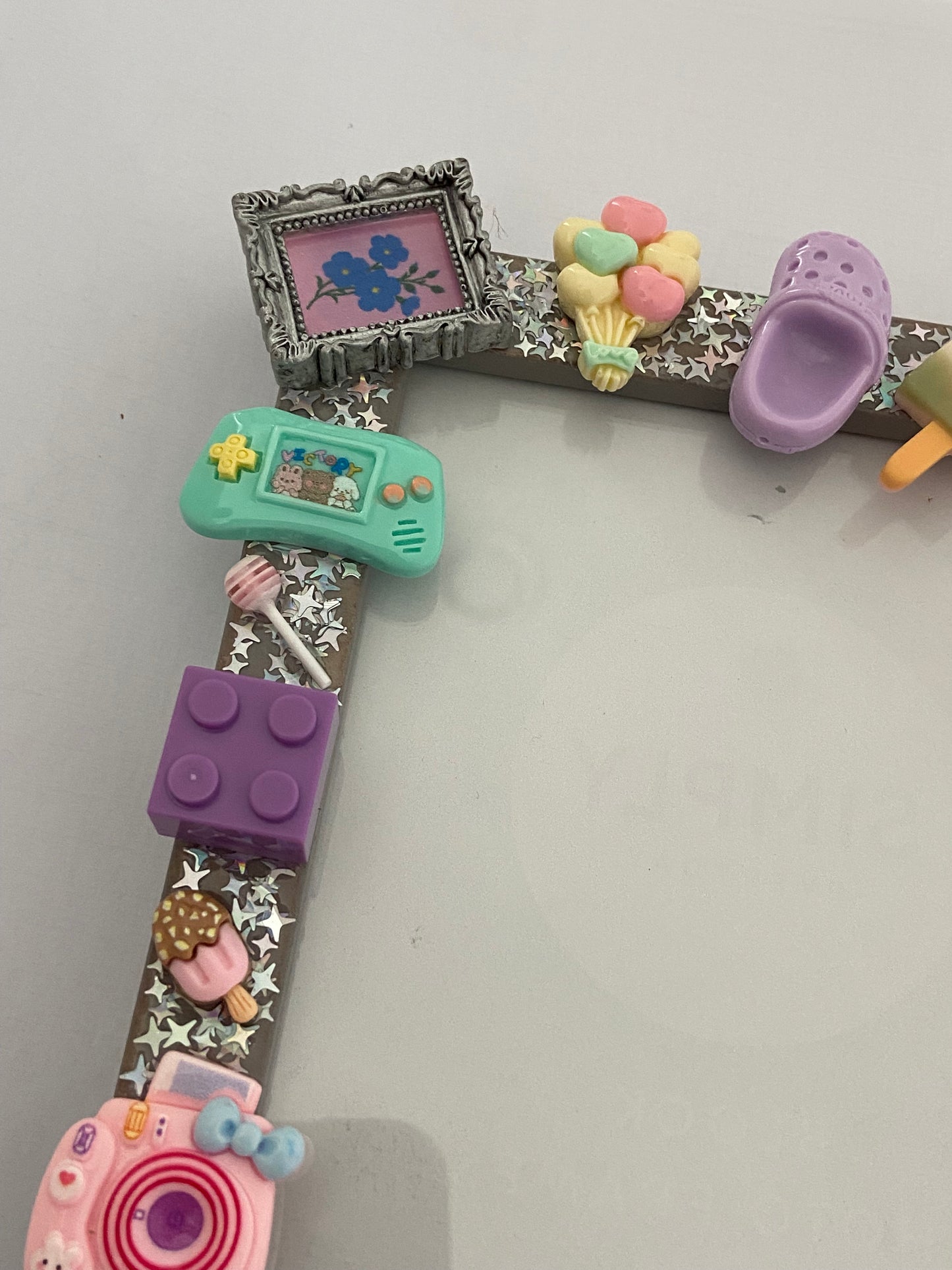 Handmade Resin Photo Frame – Candy Charm Decor