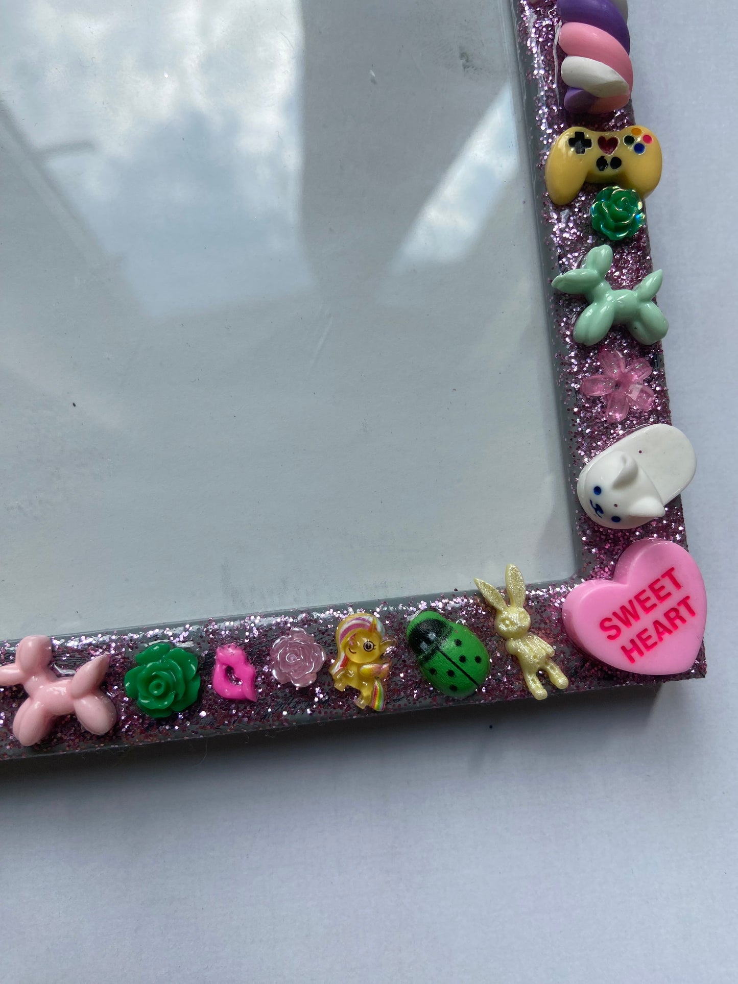 Handmade Resin Photo Frame – Candy Charm Decor