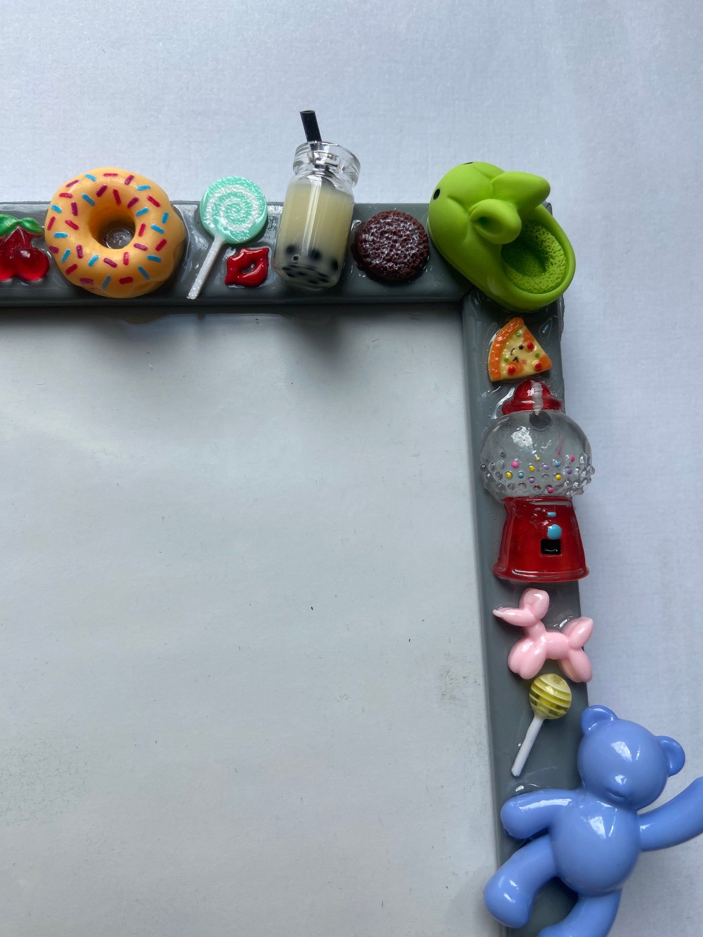 Handmade Resin Photo Frame – Candy Charm Decor